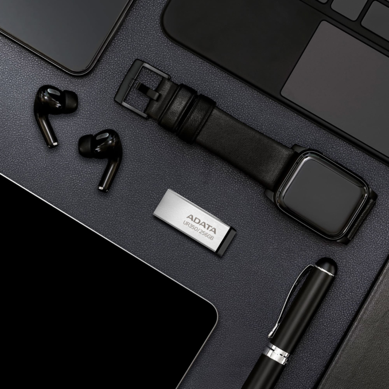 ADATA-UR350-USB-Flash-Drive-4